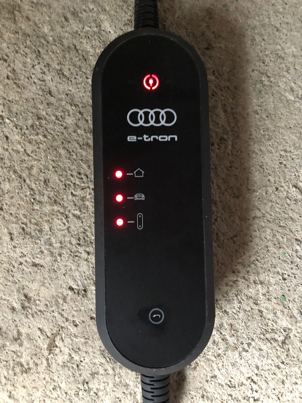  Audi e-tron car charger